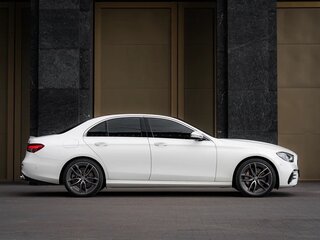 2021 Mercedes-Benz E-Класс AMG 53 AMG V (W213) Рестайлинг, белый, 8000000 рублей, вид 4