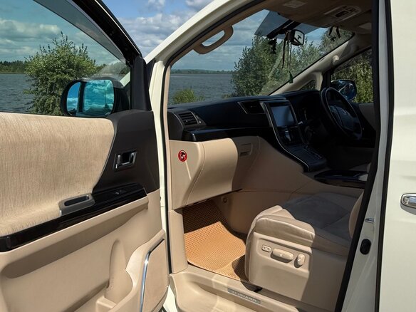 2013 Toyota Alphard II, белый, 2600000 рублей - вид 19