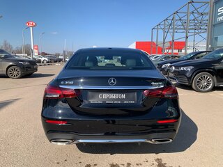 2020 Mercedes-Benz E-Класс 350 V (W213, S213, C238) Рестайлинг, чёрный, 5290000 рублей, вид 4