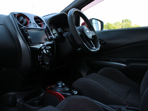 2018 Nissan Note Nismo e-Power II Рестайлинг, чёрный, 1549000 рублей - вид 20