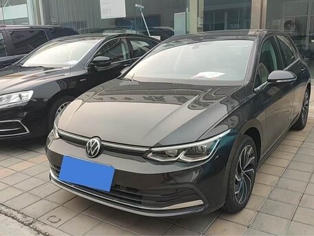 Volkswagen Golf VIII