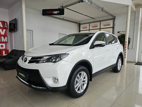 Toyota RAV4 IV (XA40)
