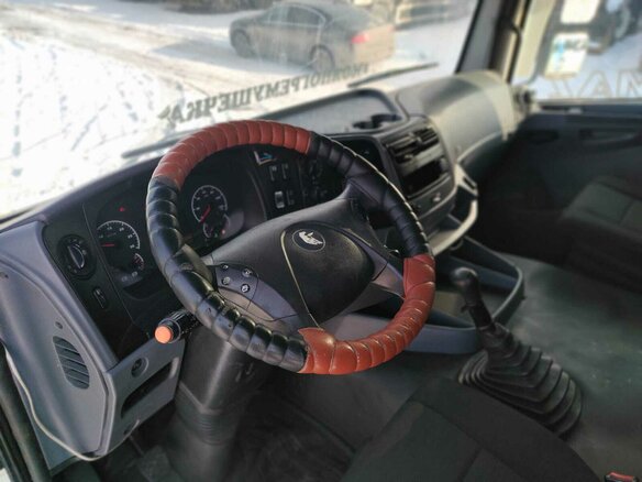 2017 КамАЗ 5490, белый, 1593750 рублей - вид 5