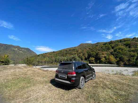 2012 Lexus LX 570 III Рестайлинг, чёрный, 3950000 рублей - вид 4