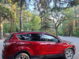 2018 Ford Escape III Рестайлинг, красный, 1800000 рублей, вид 5