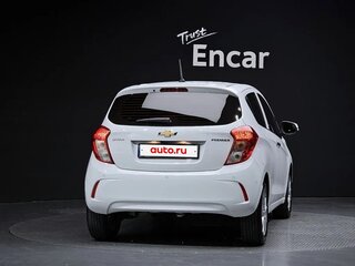 2022 Chevrolet Spark IV Рестайлинг, белый, 950000 рублей, вид 4