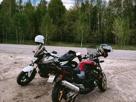 2000 Honda CB 400 Super Four, красный, 320000 рублей, вид 3