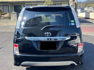 2017 Toyota ISis I Рестайлинг, чёрный, 970000 рублей, вид 4