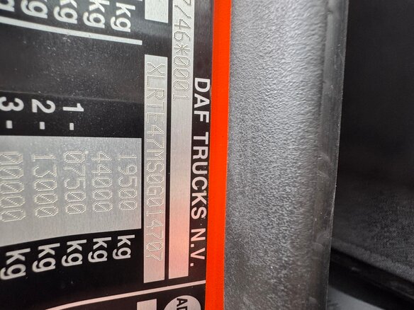 2013 DAF XF 105, оранжевый, 2350000 рублей - вид 15