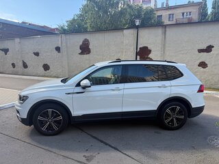 2021 Volkswagen Tiguan 380TSI L II (China Market), белый, 2265000 рублей, вид 5