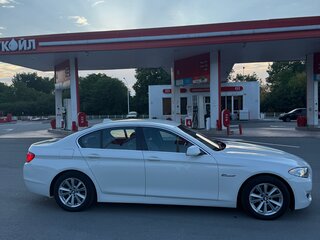 2012 BMW 5 серии 520i VI (F10/F11/F07), белый, 1795000 рублей, вид 4