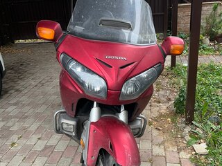 2014 Honda GL 1800 Gold Wing, красный, 1650000 рублей, вид 1