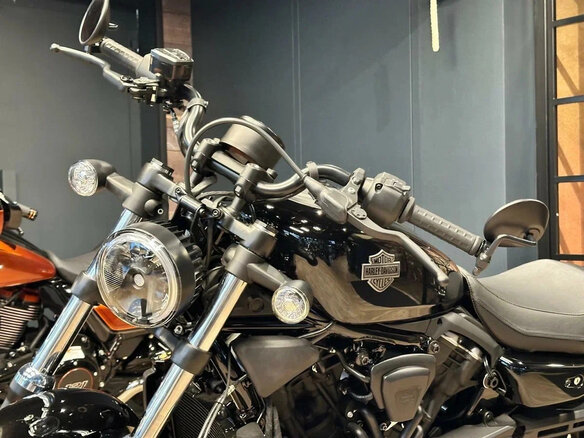 2022 Harley-Davidson Nightster, чёрный, 1800000 рублей - вид 4