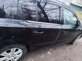 2008 Opel Astra H Рестайлинг, чёрный, 350000 рублей, вид 5