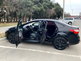 2013 Ford Focus III, чёрный, 750000 рублей, вид 4