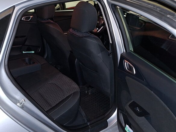 2018 Kia Ceed III, серебристый, 1475000 рублей - вид 7