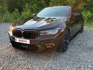 2019 BMW 5 серии 520d xDrive VII (G30/G31/G38), чёрный, 4000000 рублей, вид 1