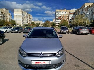 2015 Volkswagen Polo V Рестайлинг, серебристый, 980000 рублей, вид 3