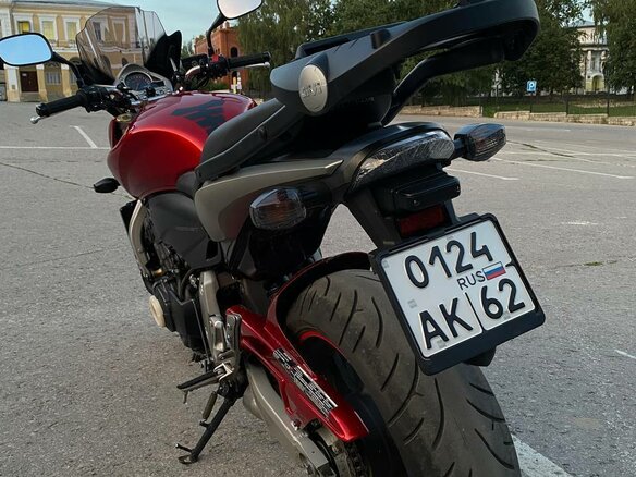 2007 Honda CB 600F Hornet, красный, 520000 рублей - вид 6
