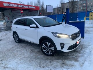 2020 Kia Sorento III Prime Рестайлинг, белый, 2400000 рублей, вид 2