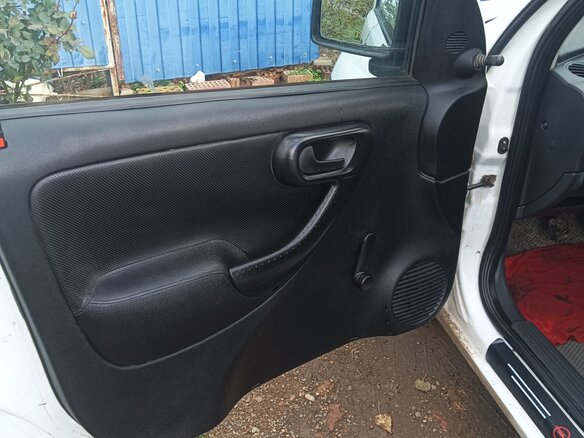 2007 Opel Combo C Рестайлинг, белый, 500000 рублей - вид 8