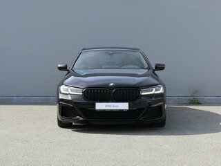 2020 BMW 5 серии 540d xDrive VII (G30/G31/G38) Рестайлинг, чёрный, 5700000 рублей, вид 2
