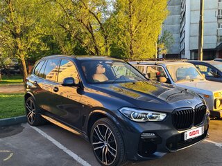 2019 BMW X5 30d IV (G05/G18), серый, 5850000 рублей, вид 2