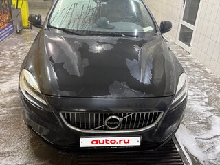 2017 Volvo V40 II Рестайлинг, чёрный, 1550000 рублей, вид 1