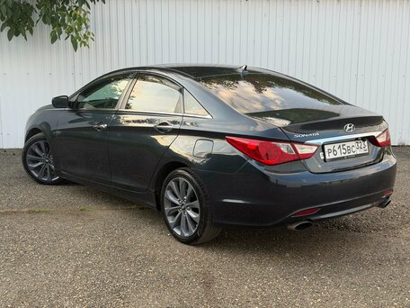 2011 Hyundai Sonata VI (YF), синий, 1110000 рублей, вид 4