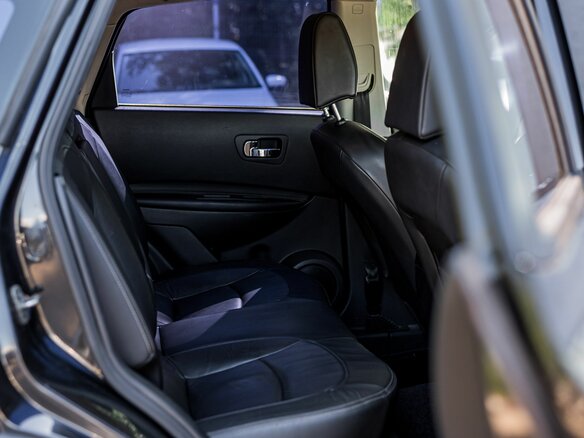 2008 Nissan Qashqai I, чёрный - вид 12
