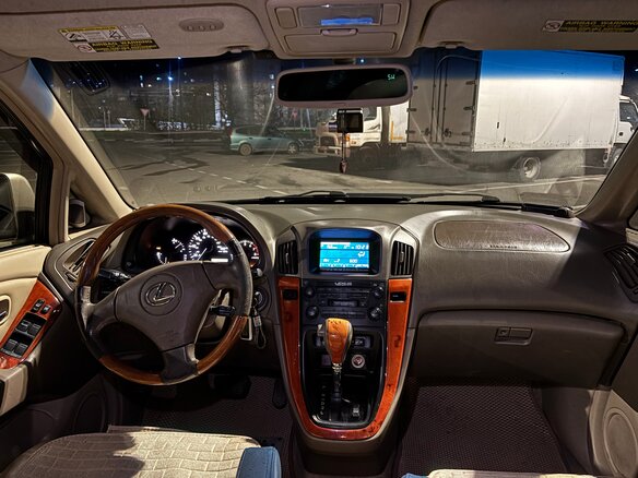 2002 Lexus RX 300 I, золотистый, 825000 рублей - вид 8