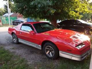 1985 Pontiac Firebird III, красный, 900000 рублей, вид 1