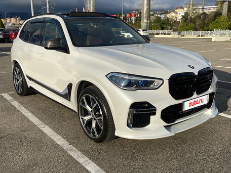 2020 BMW X5 30d IV (G05/G18), белый, 7490000 рублей, вид 3