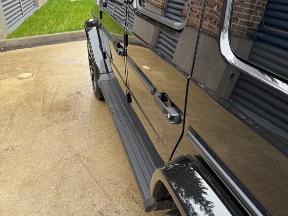 2023 Mercedes-Benz G-Класс 400 d III (W463), чёрный, 18500000 рублей - вид 3
