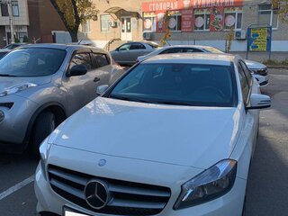 2015 Mercedes-Benz A-Класс 180 III (W176), белый, 1650000 рублей, вид 2