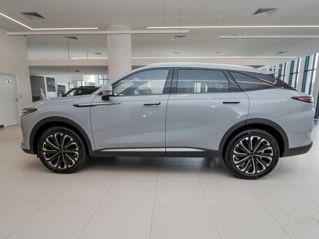 2025 Exeed RX, серый, 5119590 рублей, вид 3