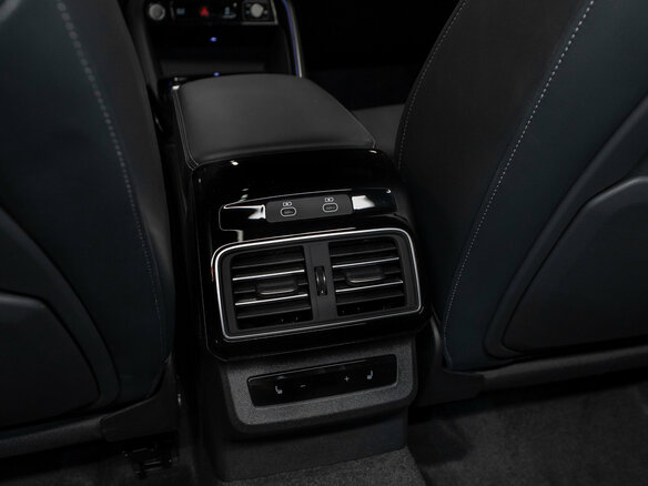 2026 Audi Q5 L III (GU), белый - вид 13
