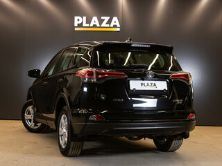 2015 Toyota RAV4 IV (XA40) Рестайлинг, чёрный, 1839000 рублей, вид 3