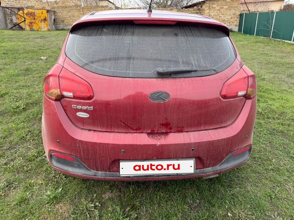 2013 Kia Ceed II, красный, 950000 рублей - вид 10