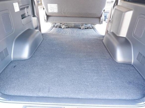2023 Toyota HiAce H200 Рестайлинг, белый, 4989000 рублей - вид 17