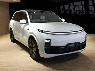 2025 Li Auto (Lixiang) L9 52.3 kWh I Рестайлинг, белый, 12228695 рублей, вид 2