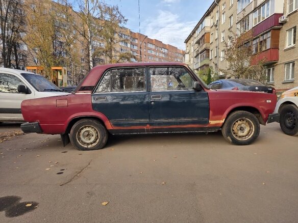 2005 Lada (ВАЗ) 2107, красный, 120000 рублей - вид 4