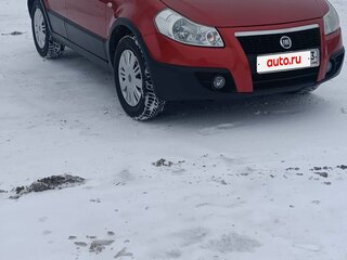 2008 Fiat Sedici, красный, 700000 рублей, вид 3