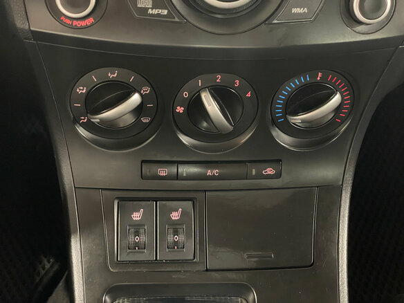 2012 Mazda 3 II (BL) Рестайлинг, серебристый, 863000 рублей - вид 14