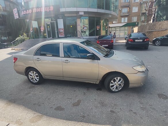 2011 BYD F3 I, бежевый, 250000 рублей - вид 2