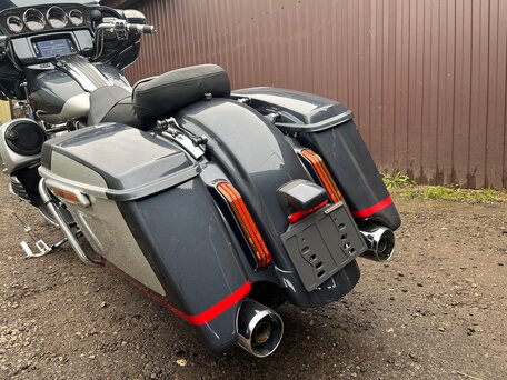 2019 Harley-Davidson CVO Street Glide, белый, 2550000 рублей, вид 3