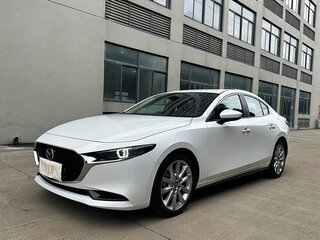 2026 Mazda 3 Axela IV (BP), белый, 1900000 рублей, вид 1