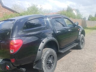 2008 Mitsubishi L200 IV, чёрный, 1500000 рублей, вид 3