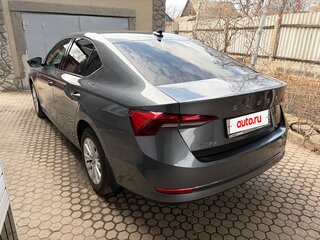 2020 Skoda Octavia IV (A8), серый, 2100000 рублей, вид 4