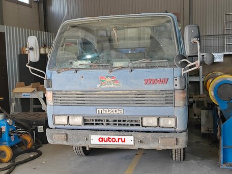 1993 Mazda Titan, синий, 1100000 рублей, вид 2